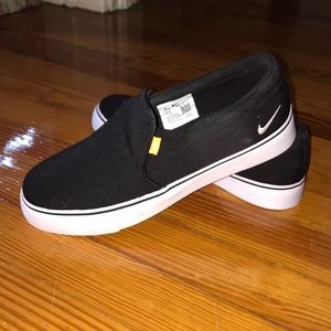 NWOT Nike Court Royale Ac SLP Sneaker